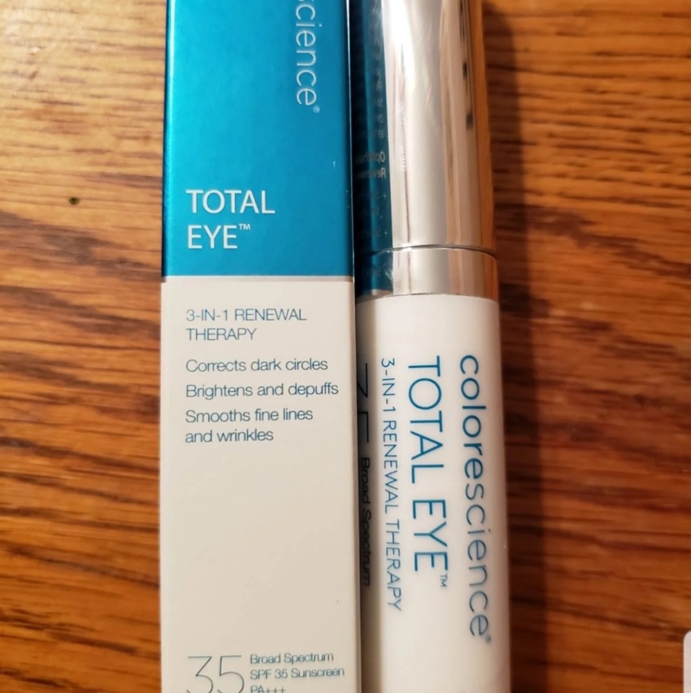 Colorscience total eye renewal 3 in 1